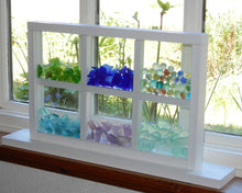 Load image into Gallery viewer, Dreamcatcher Window with Stand and Dividers
