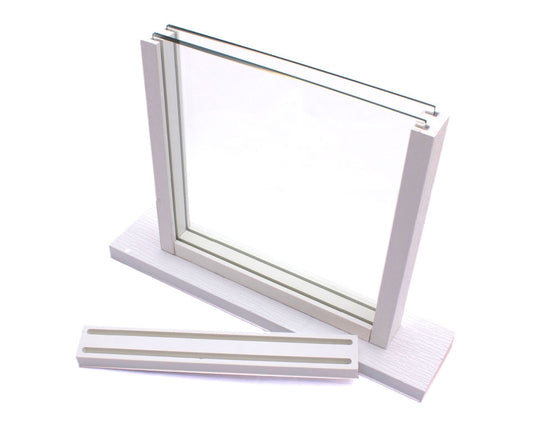 Wanderer Window with Stand